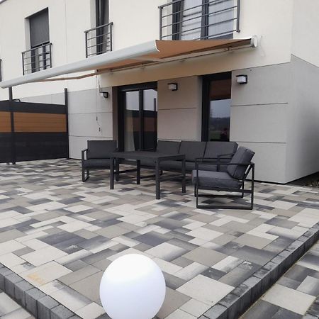 Nowy Luksusowy Apartament Z Tarasem I Ogrodem Prywatny Parking Zerniki Gliwice Exterior photo