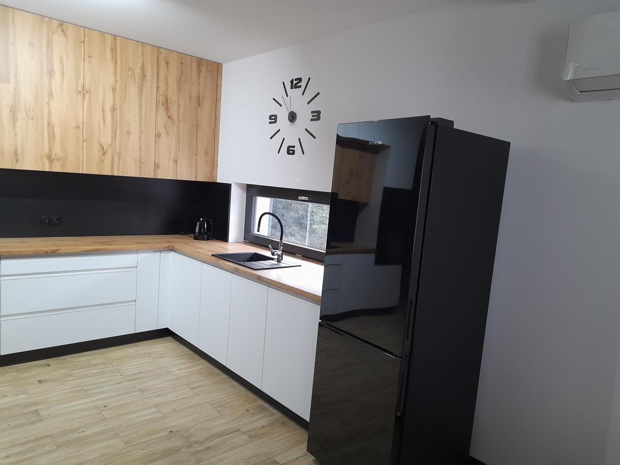 Nowy Luksusowy Apartament Z Tarasem I Ogrodem Prywatny Parking Zerniki Gliwice Exterior photo