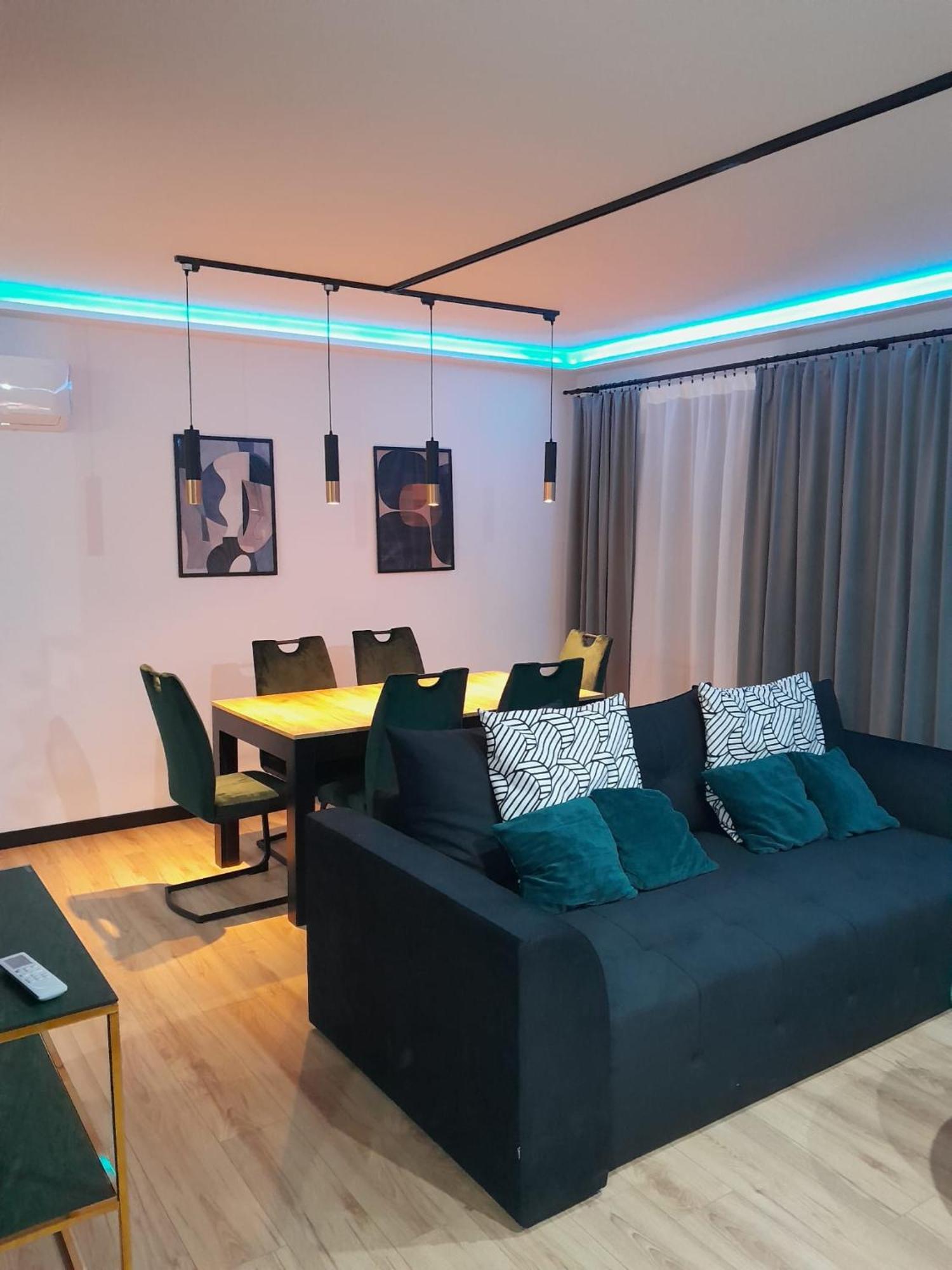 Nowy Luksusowy Apartament Z Tarasem I Ogrodem Prywatny Parking Zerniki Gliwice Exterior photo