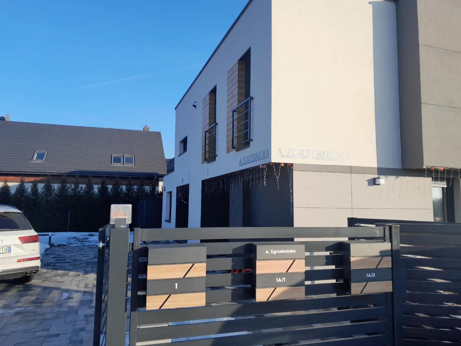 Nowy Luksusowy Apartament Z Tarasem I Ogrodem Prywatny Parking Zerniki Gliwice Exterior photo